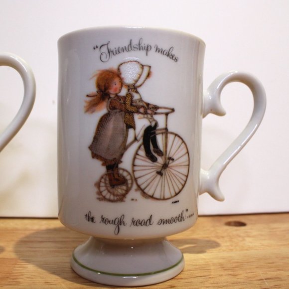 Vintage Holly Hobbie Cups Set of 3 Porcelain Mugs 1973 - Picture 4 of 8